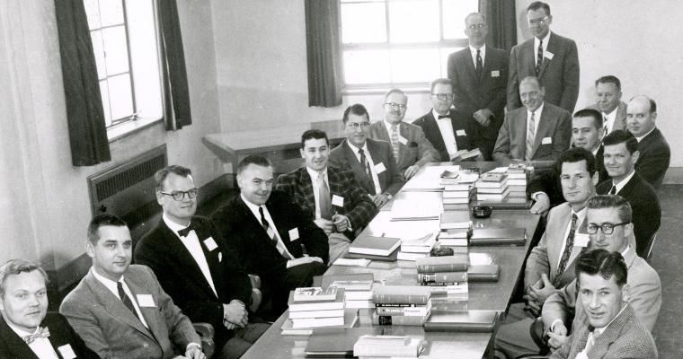 Management Center programs in the 1950s brought increasing numbers of executives from the region and beyond to the business school for special courses.